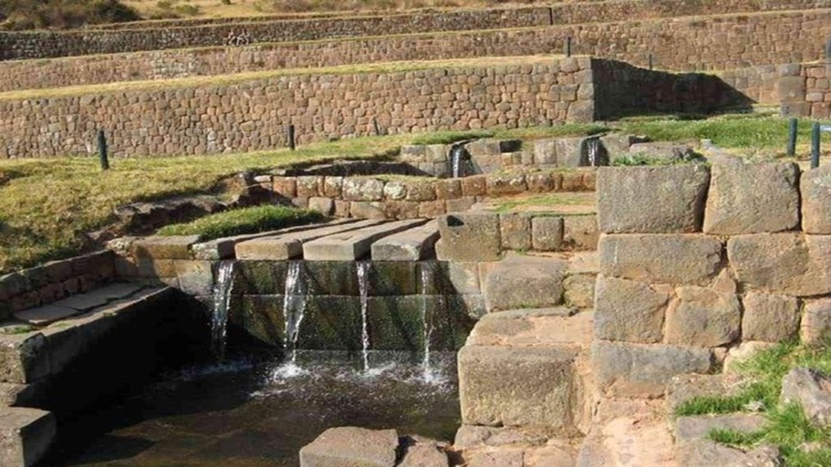 Half-Day South Valley of Cusco: Tipón, Pikillacta & Andahuaylillas 1