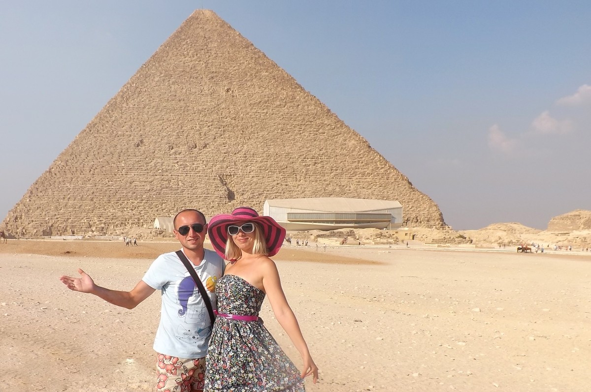 6 Day Egypt Tour: Cairo Pyramids, Egyptian Museum & Nile Cruise to Luxor 1