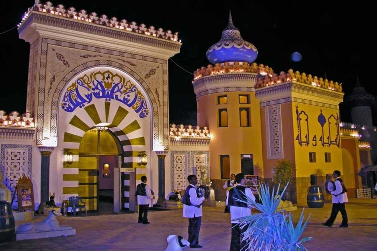 Sharm El Sheikh: 1001 Nights Show, Dinner & Private Hotel Transfers 1