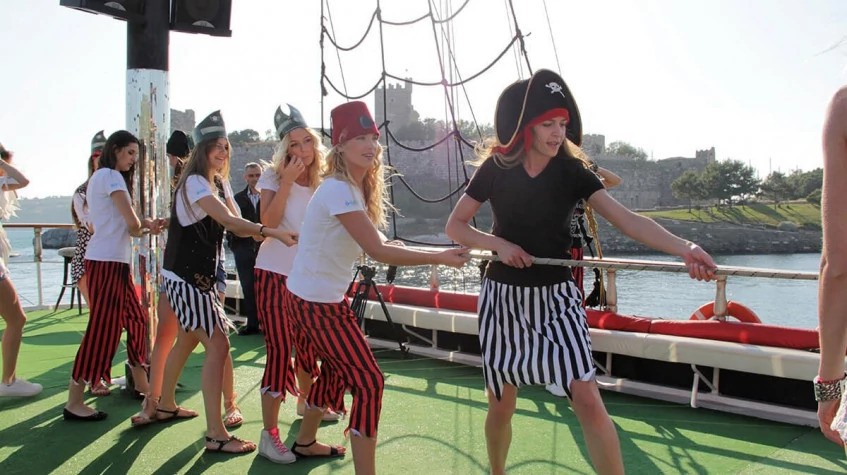 Daily Bodrum Boat Cruise Tour With Lunch 1