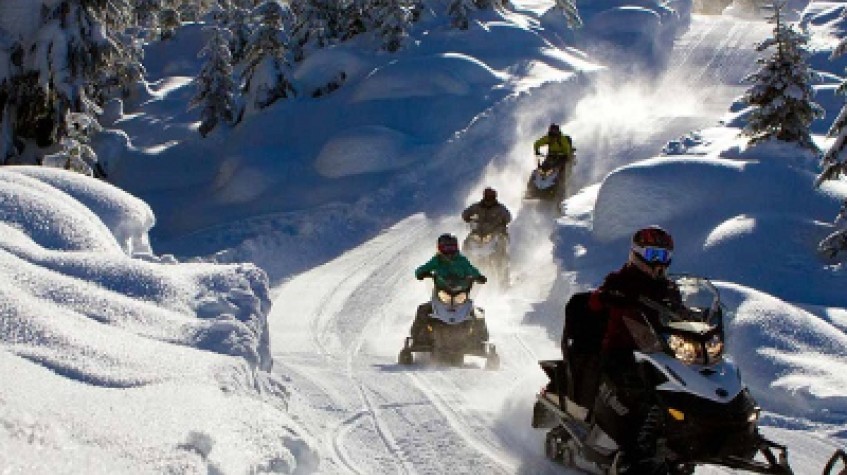 Snowmobile Experience 1