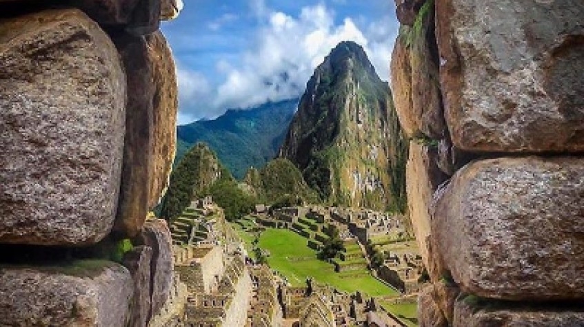 6 Days in Machu Picchu Jungle, Sacred Valley and Rainbow Mountain 1