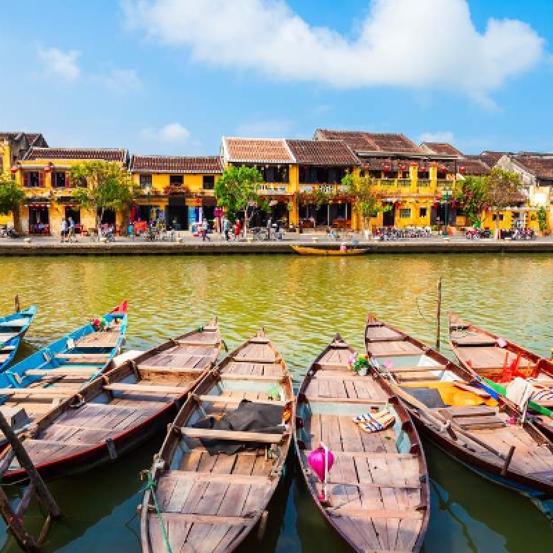 Central Region of Vietnam : Central Heritage 6 Days 5 Nights by Sanna Tour 2
