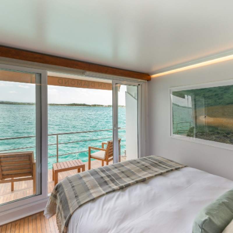 1 Night Sailing Cruise, Mirissa, Sri Lanka 3
