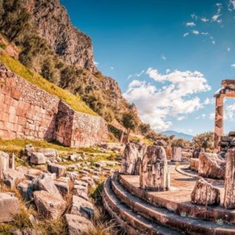 Daily Delphi Tour from Athens 4