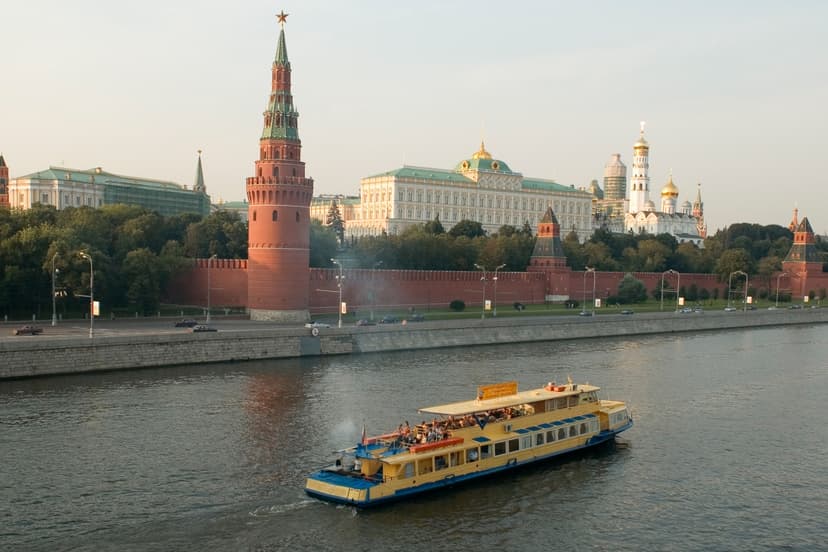 Russia With Nothern Light 10 Day 9 Night Tour Packages 4