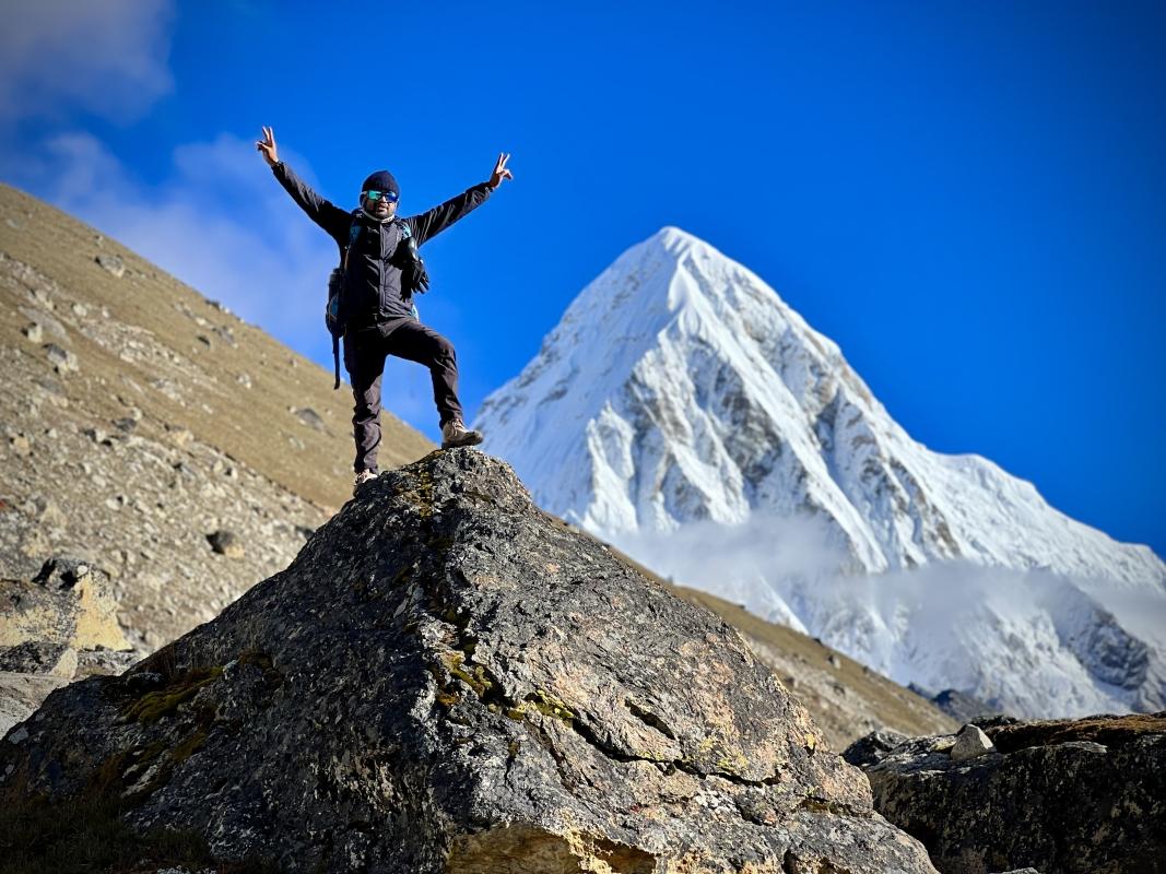 Everest Base Camp Luxury Trek with Helicopter Ride Everest Base Camp Luxury Trek with Helicopter Ride