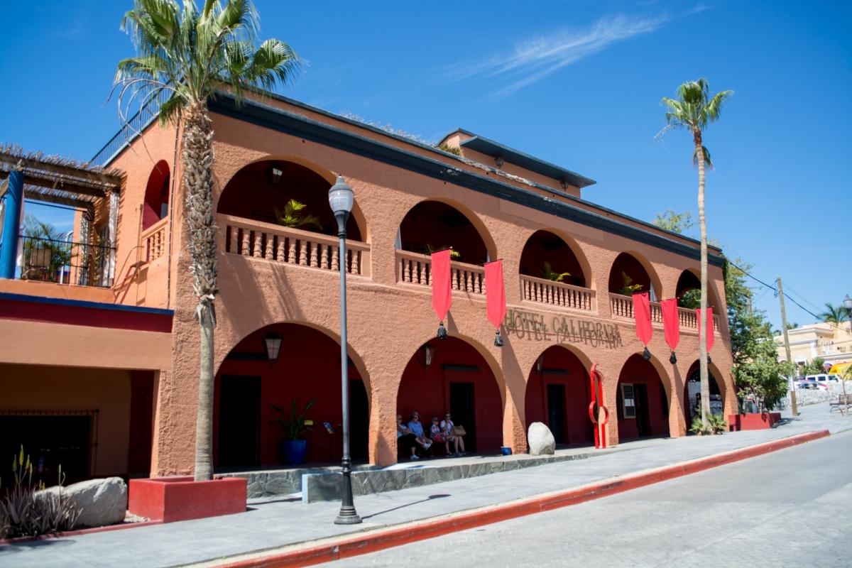 Cabo Private Guided Jeep Tour: Discover Todos Santos Cabo Private Guided Jeep Tour: Discover Todos Santos