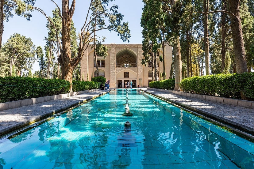 Treasures of Persia 12 Day Tour Package 3