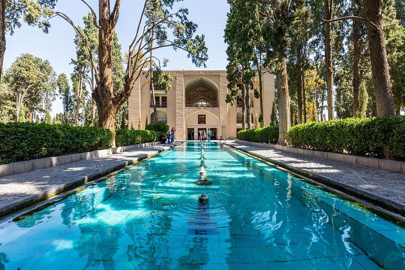 Treasures of Persia 12 Day Tour Package 3