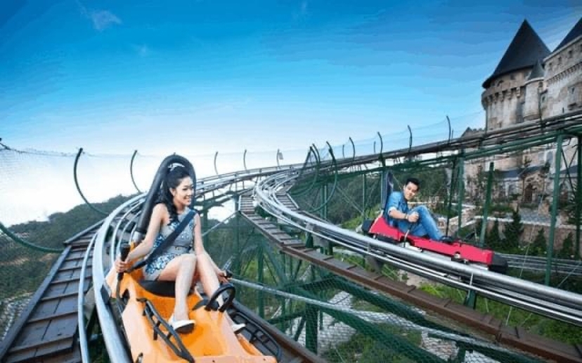 Ba Na Hills Full-Day Highlights Golden Bridge French Village Private Tour from Da Nang 4