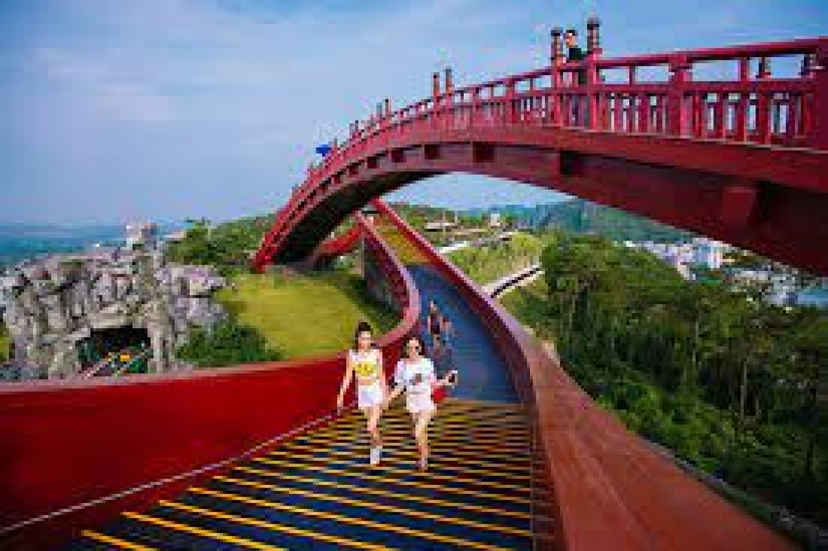Sunworld Halong theme park ticket(Mystic mountain) with roundtrip transfer 3