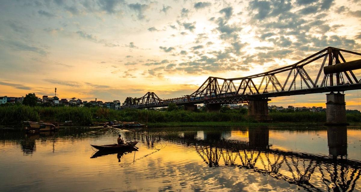 Vietnam Grand Discovery: 10 Days from South to North Vietnam Grand Discovery: 10 Days from South to North