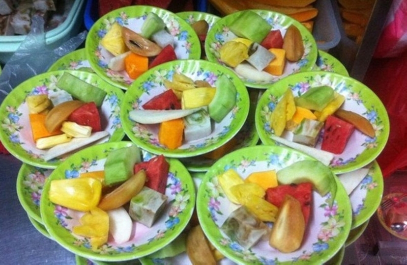 HANOI STREET FOOD TASTES 4
