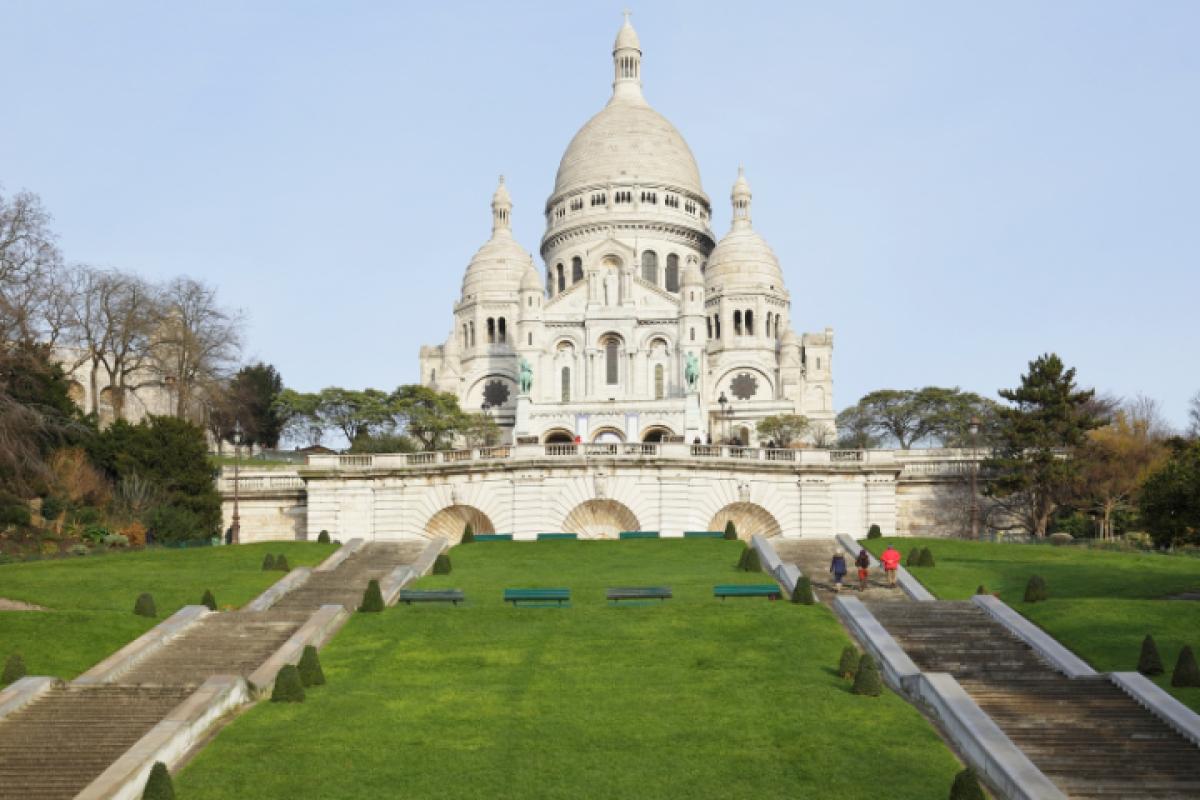 Montmartre Self Guided Walking Tour with an APP Montmartre Self Guided Walking Tour with an APP