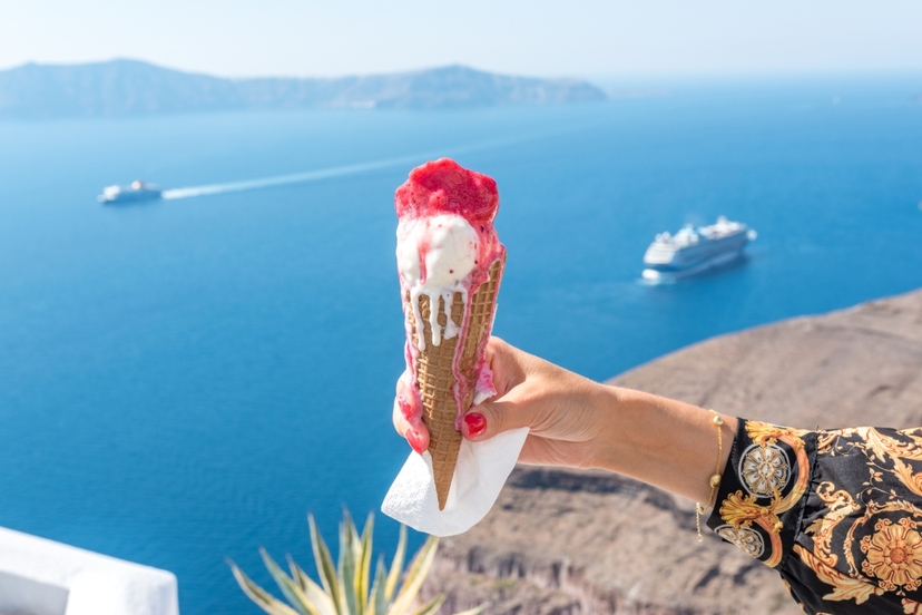 Santorini Morning Hikes & Bites Tour 3
