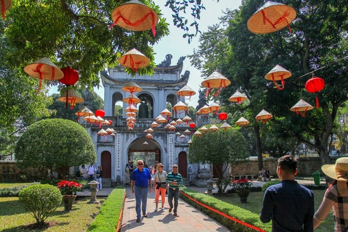 9 Days Northern Vietnam: From the Mountain to the Bay 1