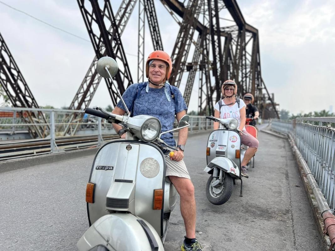 4 Days Explore Hanoi with Vespa Tour 4 Days Explore Hanoi with Vespa Tour