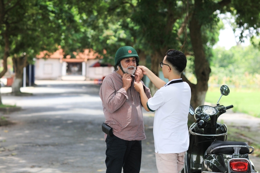 4 Days Explore Hanoi with Vespa Tour 4