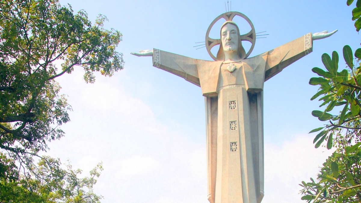 Vung Tau city full day tour from Saigon 1