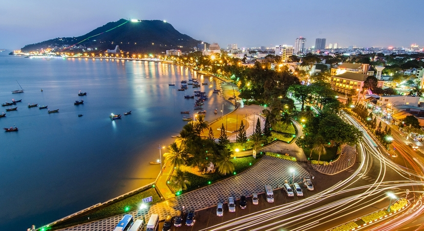 Vung Tau City Group Day Tour from Saigon – Beach, Jesus Christ Statue & White Palace 4