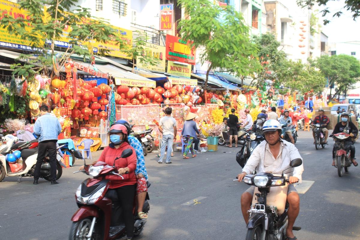 Saigon Full Day Trip Deluxe Group Tour Saigon Full Day Trip Deluxe Group Tour