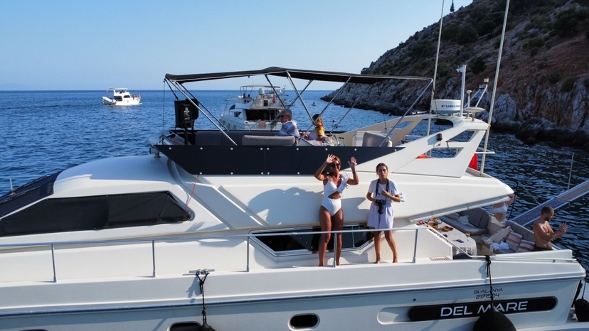 Private Lux Yacht Tour 3