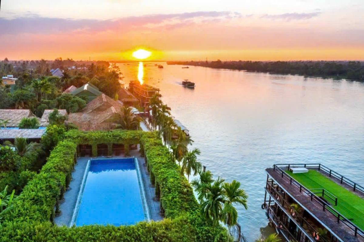 Truly Mekong Delta with Mekong Lodge Truly Mekong Delta with Mekong Lodge