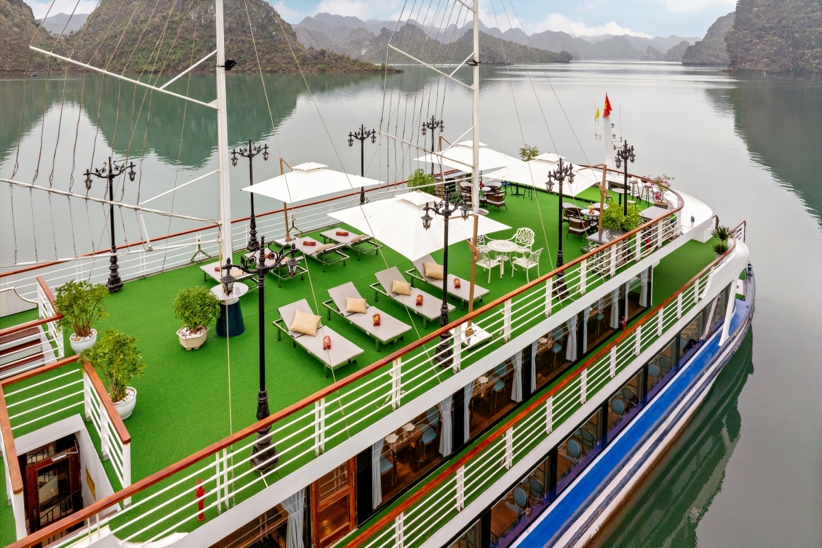 Ha Long Bay full day tour with 5* Cruise from Hanoi 1