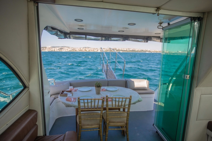 Istanbul Private Luxury Yacht on Bosphorus 14 mt 46feet 3