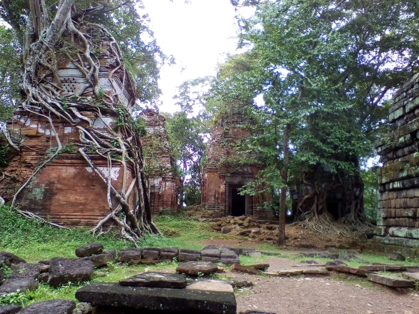 Private 04 Day Tour in Siem Reap Region 2