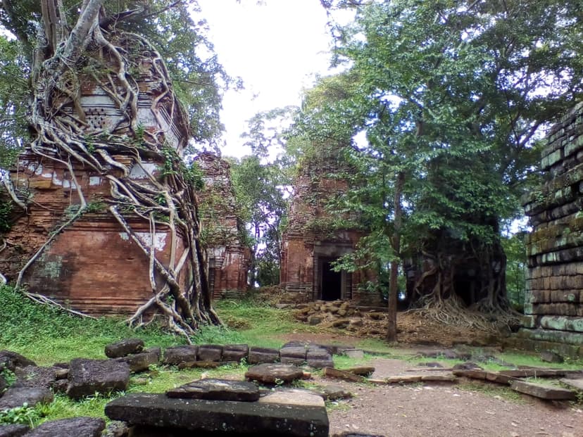 Private 04 Day Tour in Siem Reap Region 2