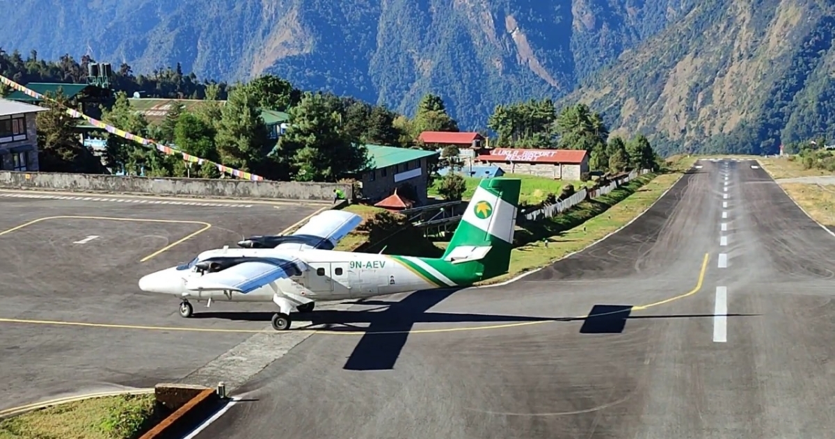 Mount Everest Flight Tour 1