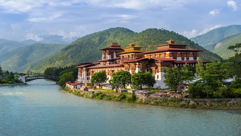 10 Days Multi-Country Nepal Bhutan Tour 3