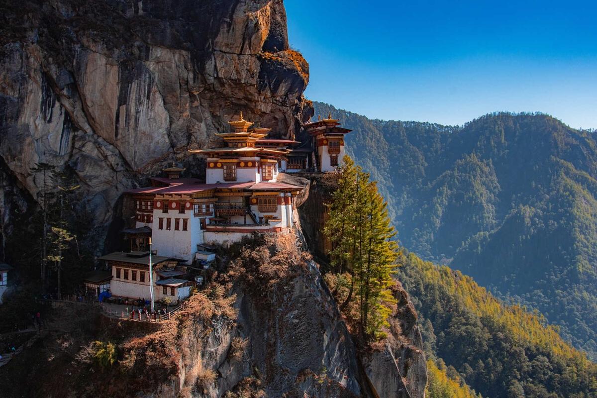 10 Days Multi-Country Nepal Bhutan Tour 10 Days Multi-Country Nepal Bhutan Tour