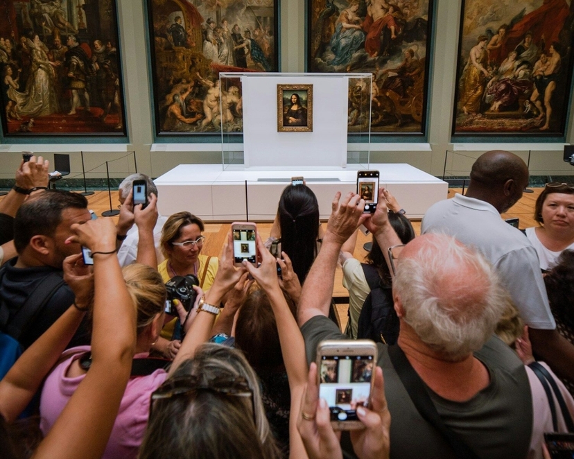 Louvre Private Tour for Families and children 2