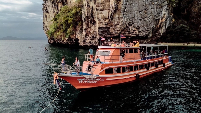 8 Islands Sunset By Premium Big Boat (Snorkeling-Drinking-Sunset-Bioluminescent Plankton )(from Krabi) 3