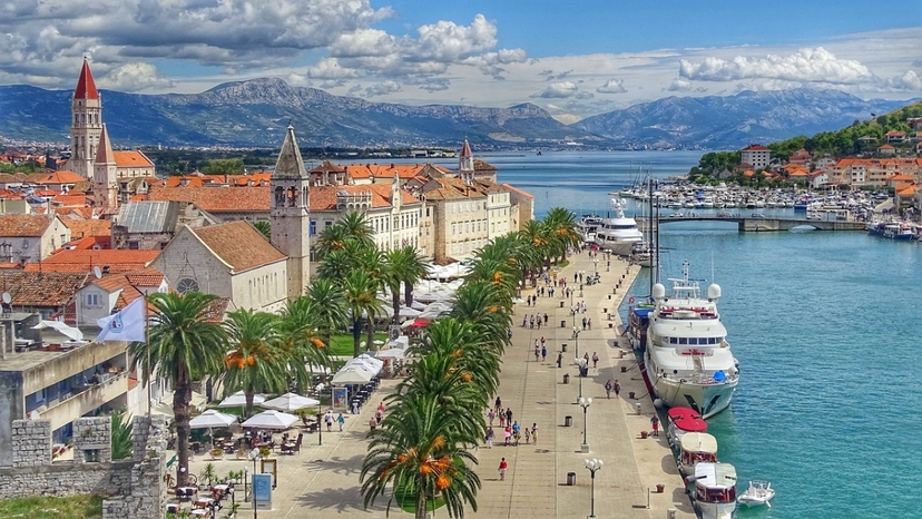 Split Luxury Escape – 5 Days of Culture, Cuisine & Adriatic View 4