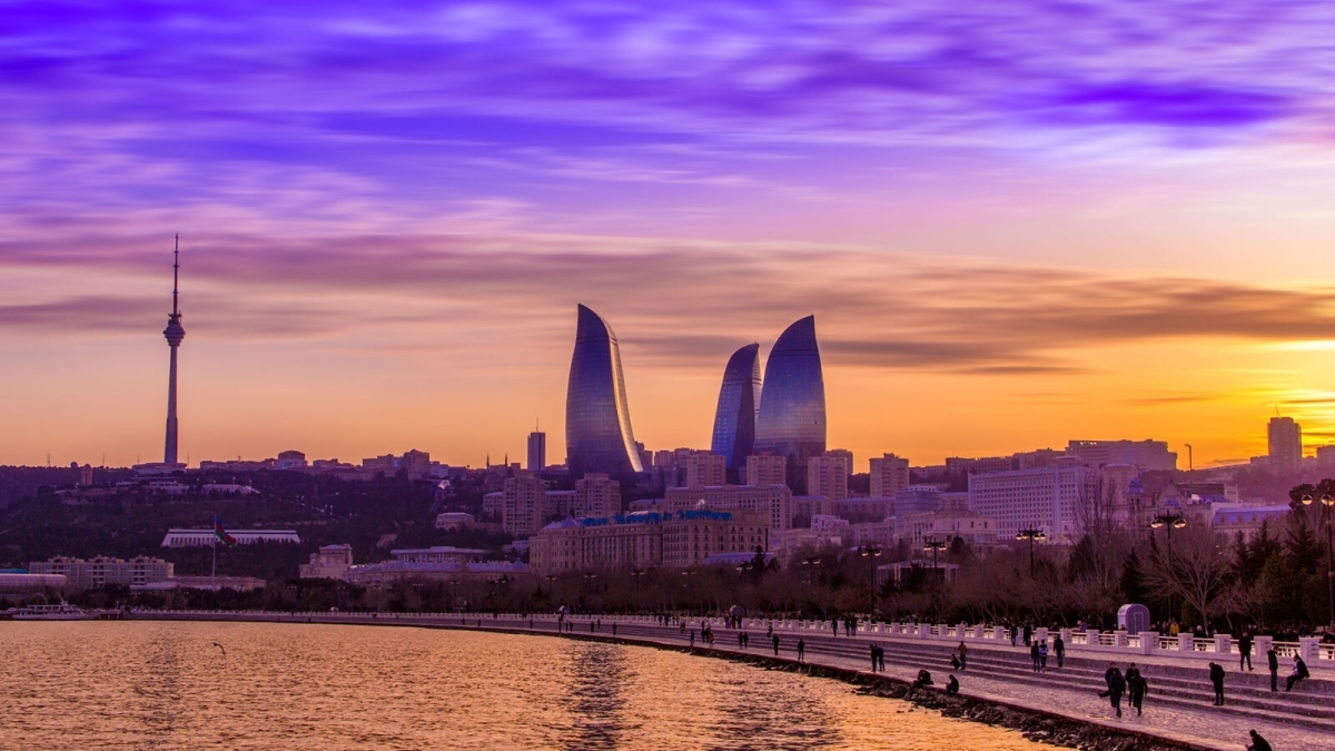 Highlights of Azerbaijan: Baku's Flames & Quba's Mountains 2