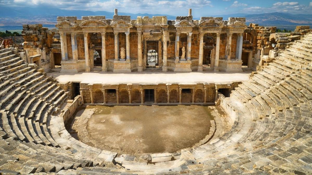 The house of Virgin Mary in Ephesus Tour The house of Virgin Mary in Ephesus Tour
