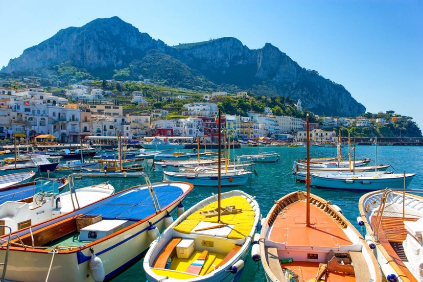 From Naples: Capri Island Boat Tour with Free Time in Capri 2