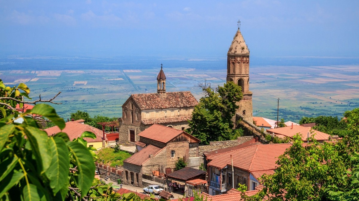 Sighnaghi & Bodbe Monastery Tour from Tbilisi – Kakheti Day Trip 1