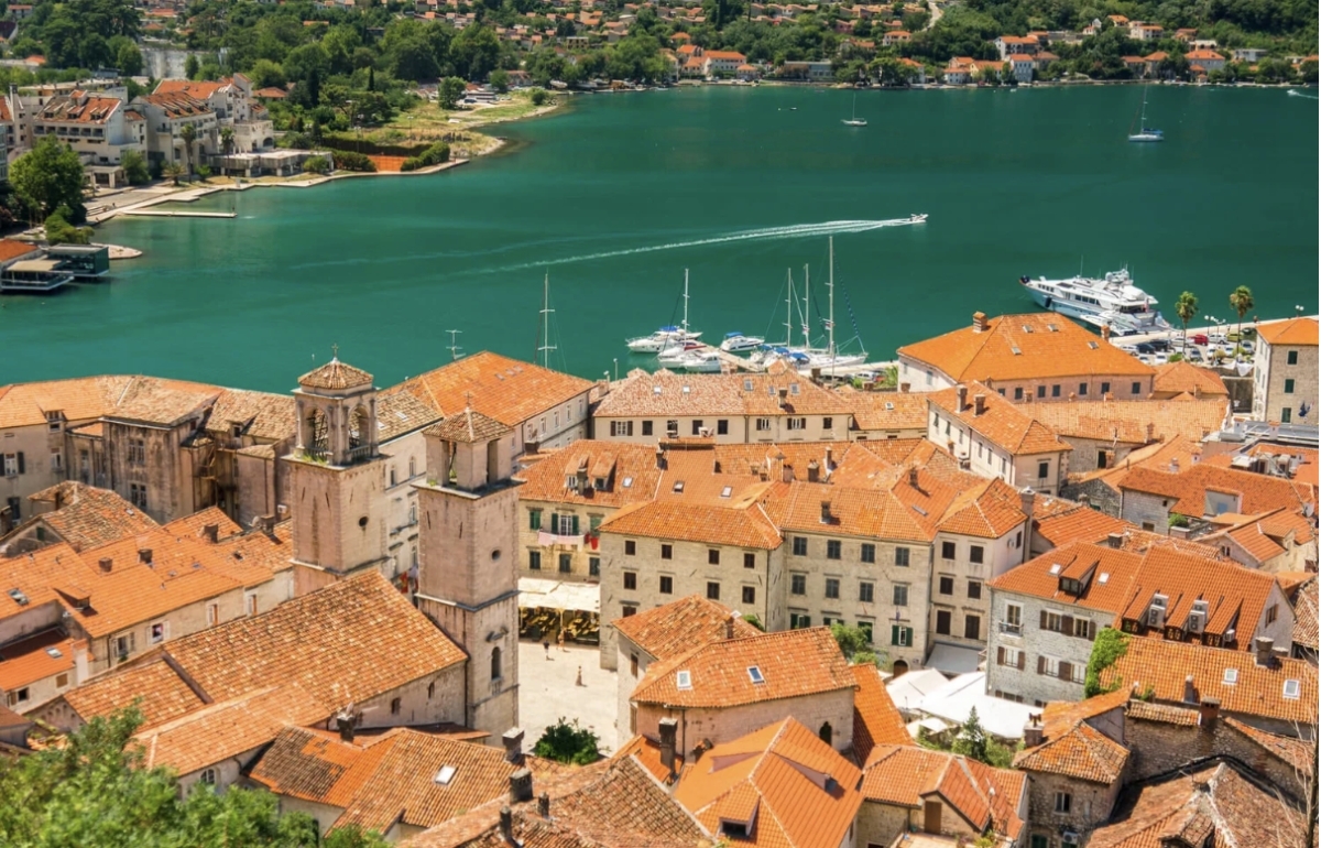 Kotor with food tastings: A walk through centuries 1