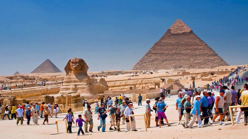 Grand New Egyptian Museum and Pyramids of Giza tour from Sharm by Bus 2