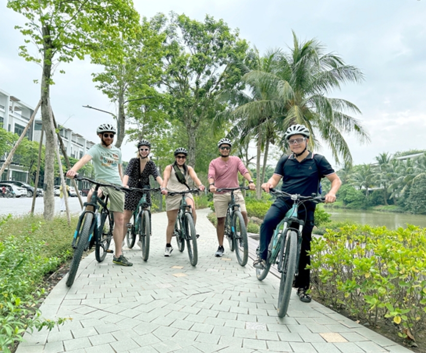 Electric Bike Tour Hanoi: Ancient Co Loa Citadel Day Trip 2