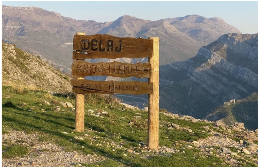 Montenegro Highlands Adventure: Hiking, History, and Culinary Delights 3