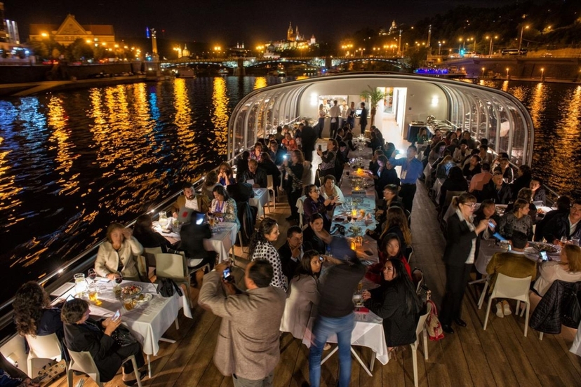 Prague Private Booze Cruise: Party Boat Experience on the Vltava River 2