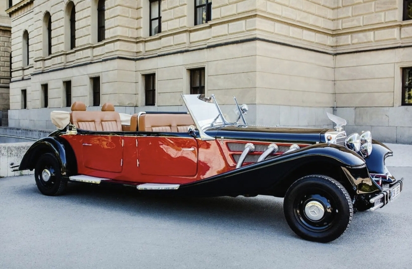 Prague Historical Car Tour: Classic Ride Through Old Town & Castle District 3