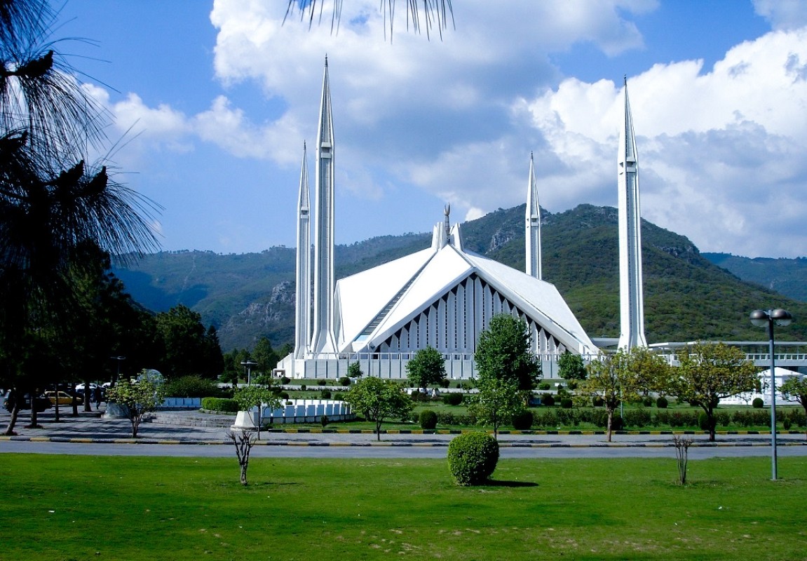 Explore Islamabad with Mac 1
