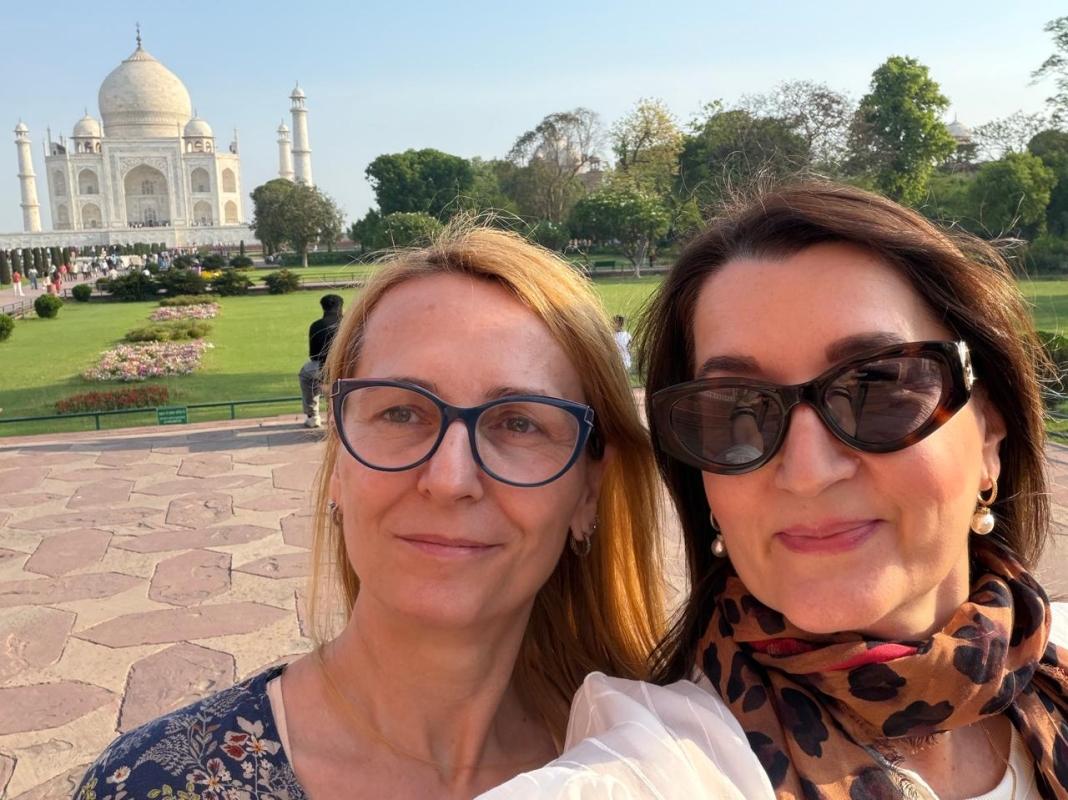 Bangalore to Taj Mahal Same Day Tour by Flight – Agra One Day Trip Package Bangalore to Taj Mahal Same Day Tour by Flight – Agra One Day Trip Package